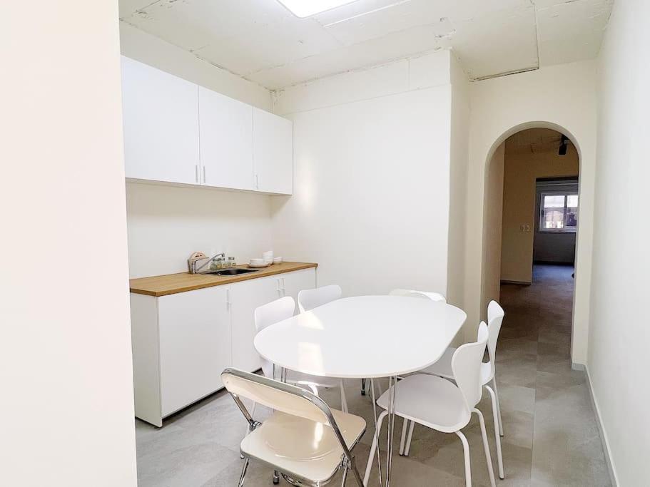 Near Hongik Station Apartment